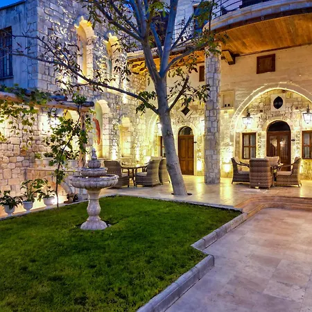 לינה וארוחת בוקר Cappadocia Kemer Palace *