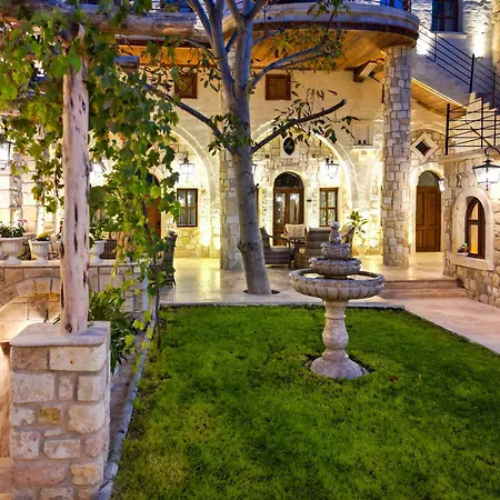לינה וארוחת בוקר Cappadocia Kemer Palace אורגופ