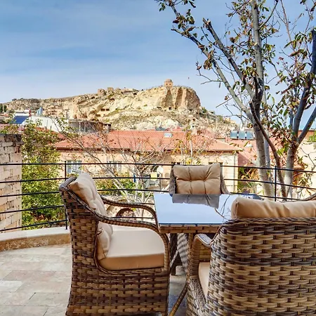 Cappadocia Kemer Palace לינה וארוחת בוקר *